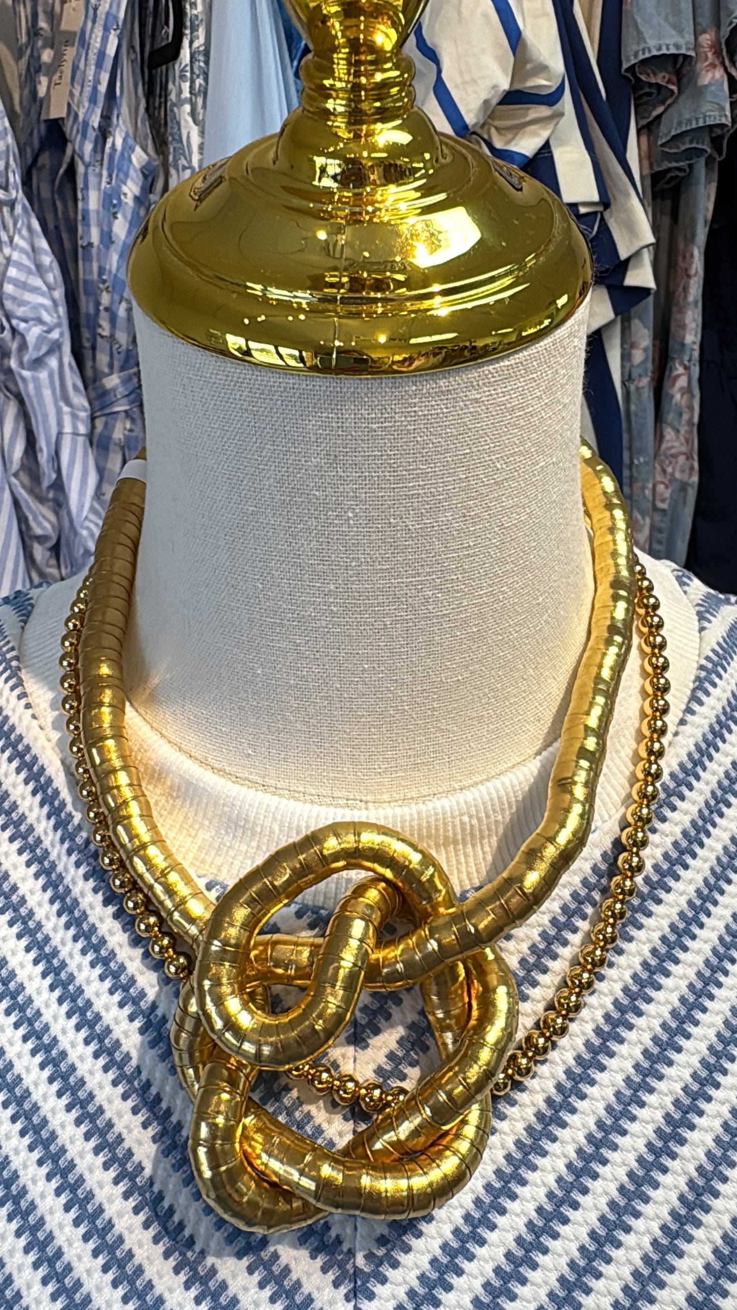 Twist Necklace